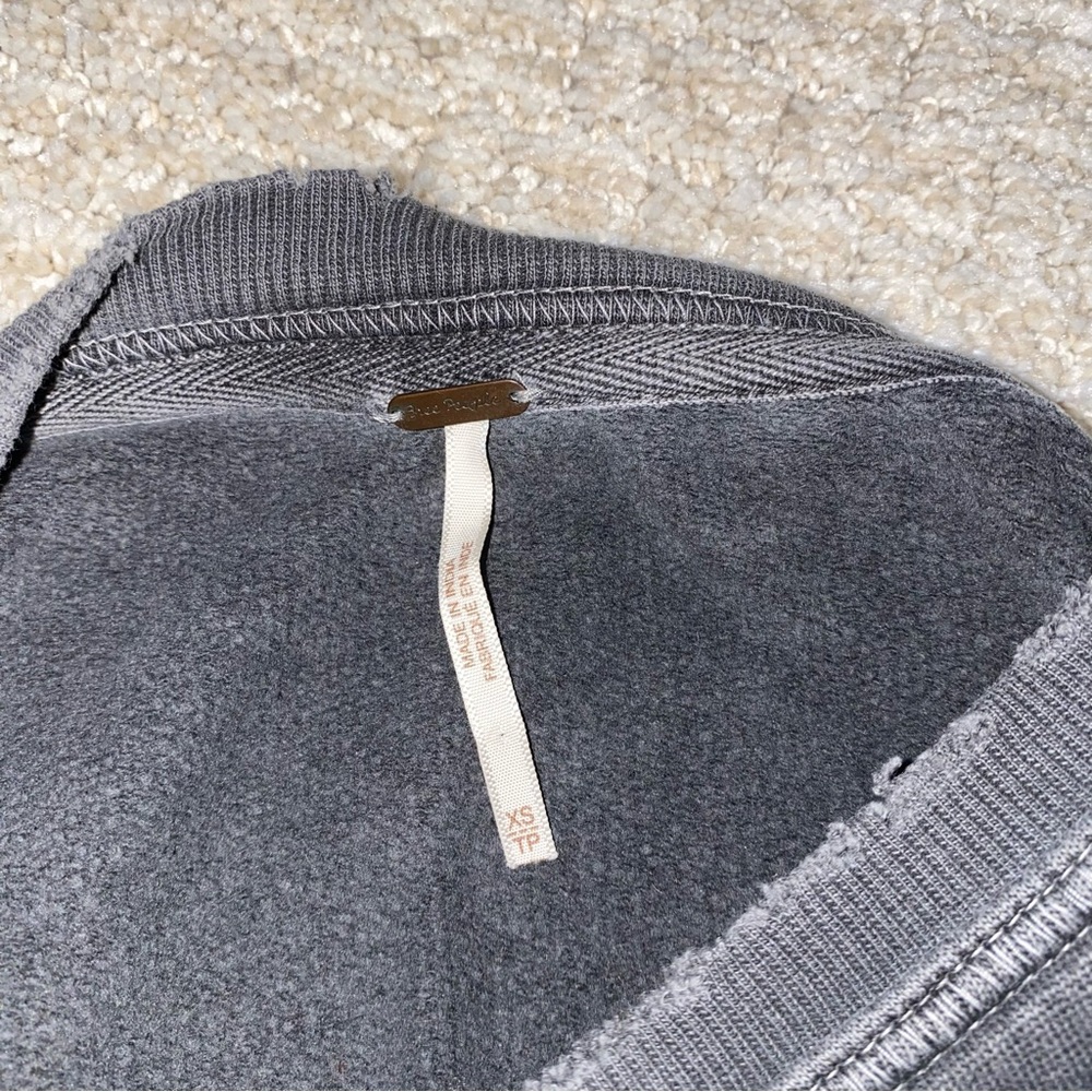 Free people pullover - Picture 3 of 3